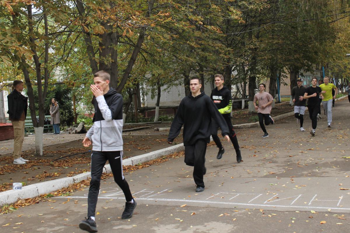 ФИиП принял участие в Всероссийском студенческом патриотическом забеге Фото 3