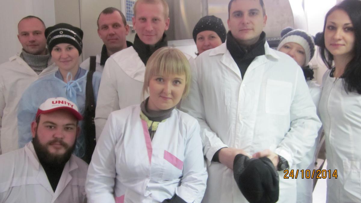 Открытое практическое занятие на мясоперерабатывающем предприятии ООО «МирАрт», для студентов V курса специальности «Технология мяса и мясных продуктов» Фото 2 Открытое практическое занятие на мясоперерабатывающем предприятии ООО «МирАрт», для студентов V курса специальности «Технология мяса и мясных продуктов» Фото 2
