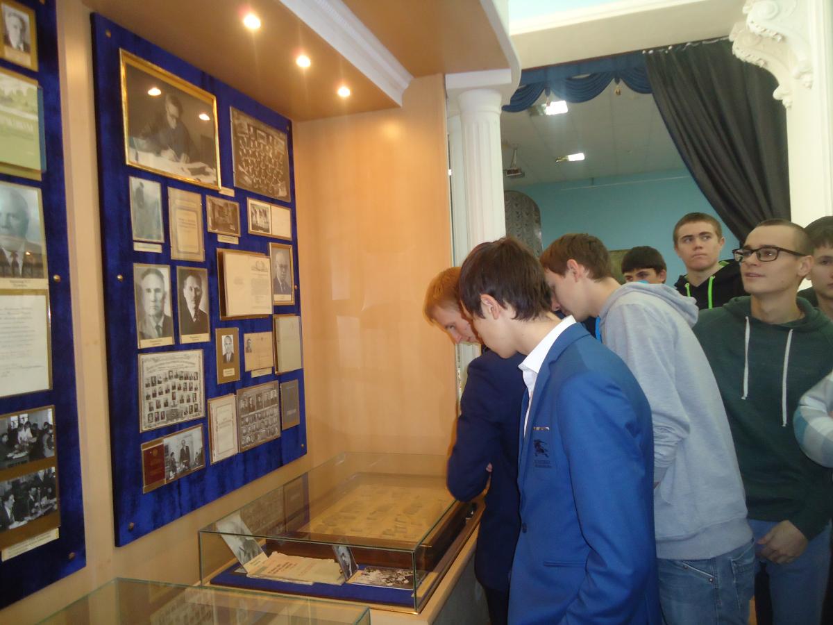 Студенты-агроинженеры в музее истории СГАУ Фото 1