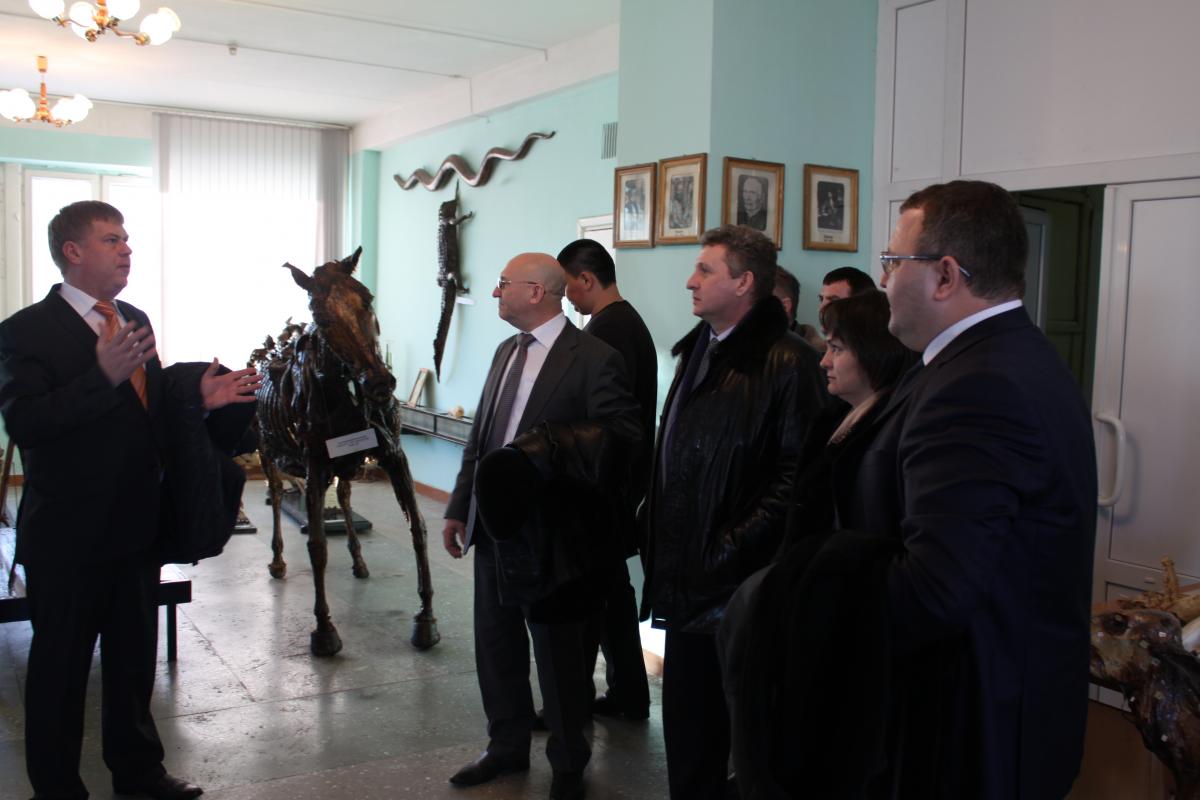 Экскурсия в анатомическом музее  делегации Самарской области