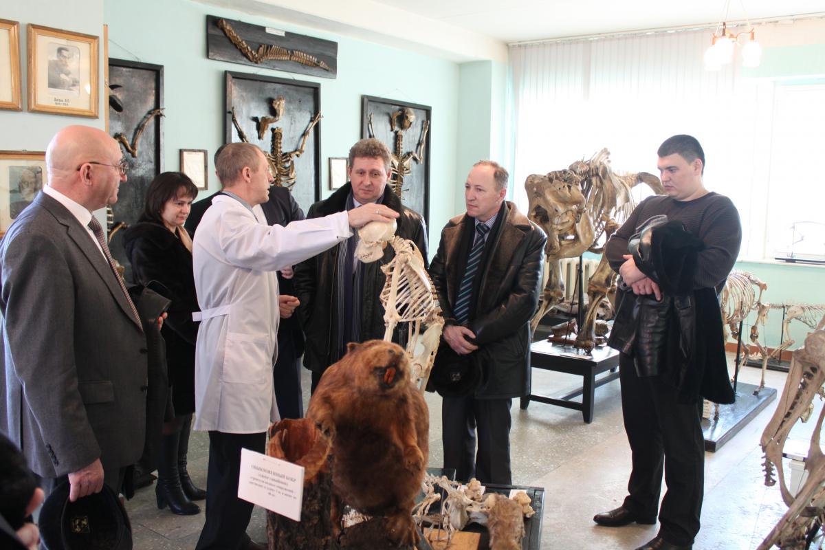 Экскурсия в анатомическом музее  делегации Самарской области Фото 6