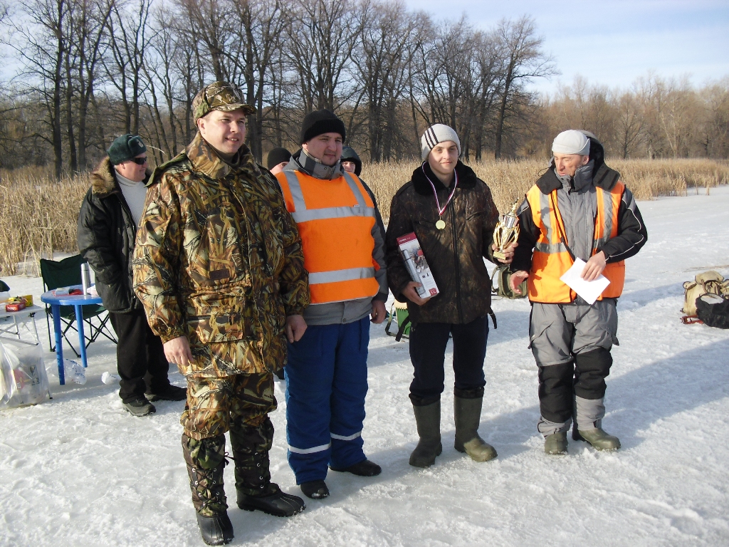 Итоги Чемпионата СГАУ им. Н. И. Вавилова 2015 г. по ловле рыбы на мормышку со льда в командно-личном зачете Фото 17