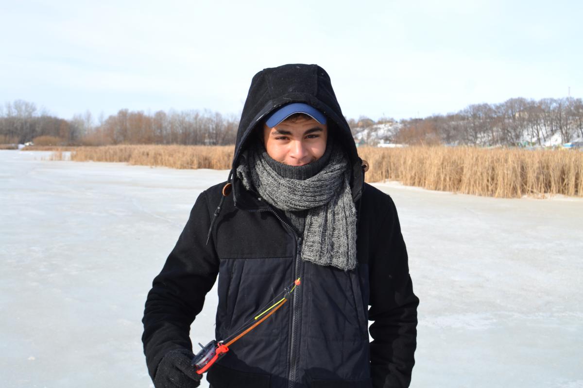 Иностранцы узнали особенности национальной зимней рыбалки Фото 6