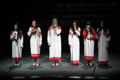 "На крыльях победы"