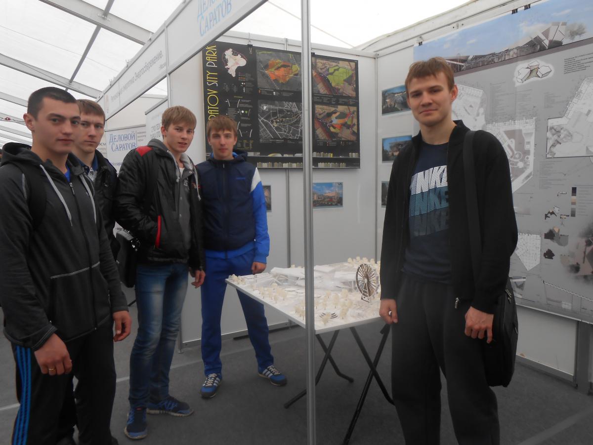 Студенты СГАУ на выставке научных разработок "ТЕХНО-ЭКСПО 2015" Фото 1