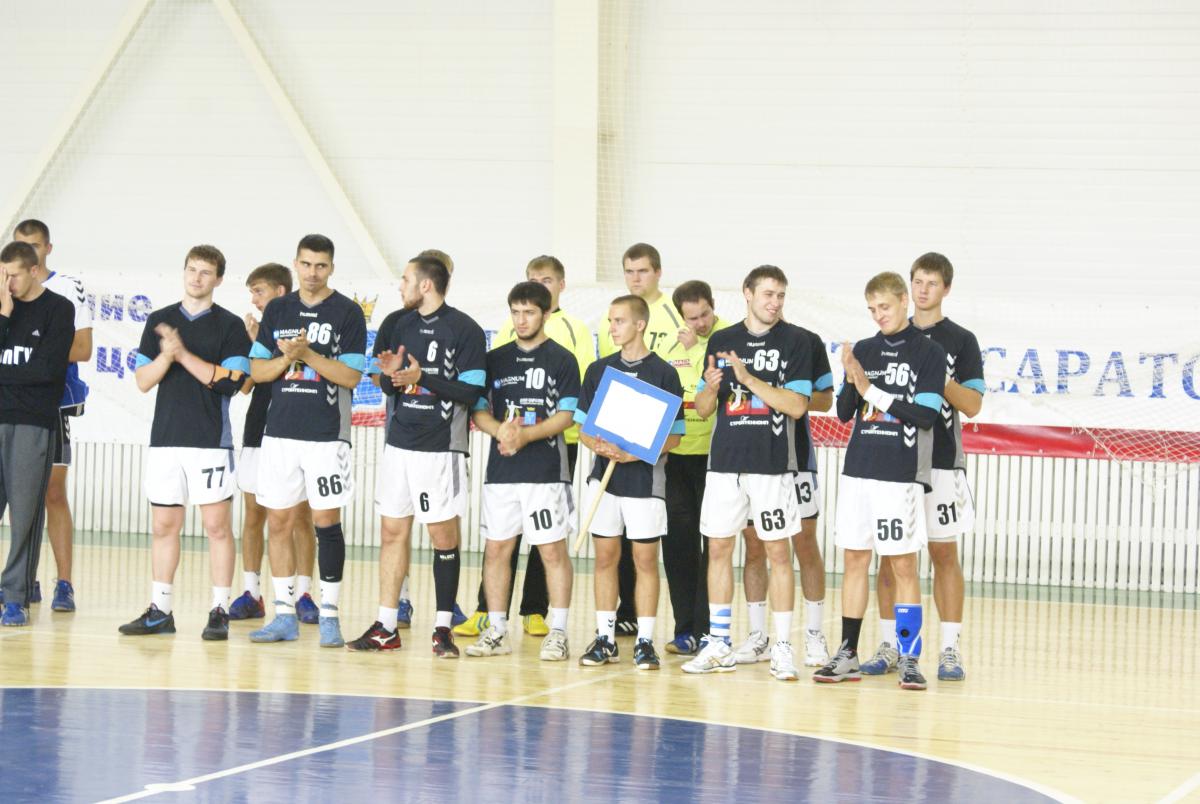 В Саратове открылись  крупные соревнования по гандболу среди студентов Фото 2