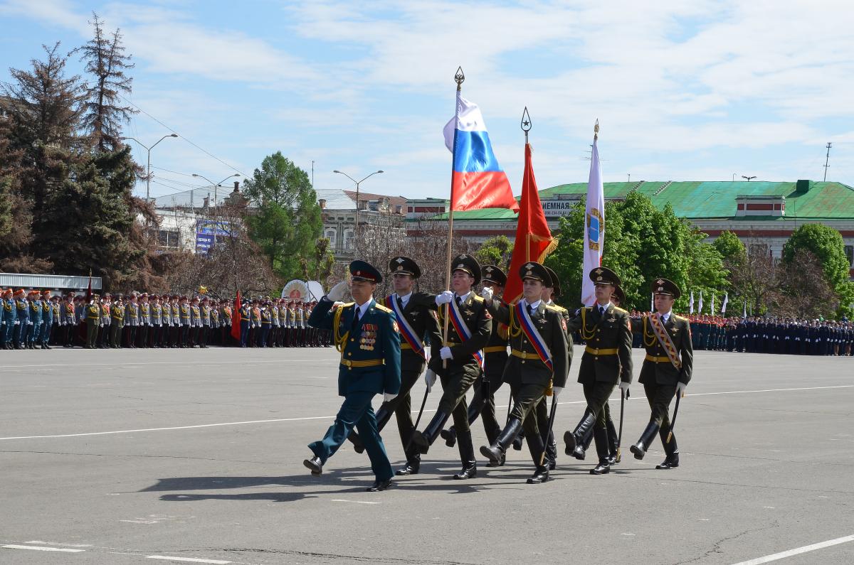 Студенты СГАУ приняли участие в параде Победы на главной площади города. Фото 8