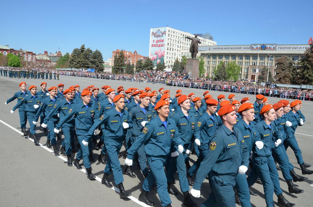 Студенты СГАУ приняли участие в параде Победы на главной площади города. Фото 9