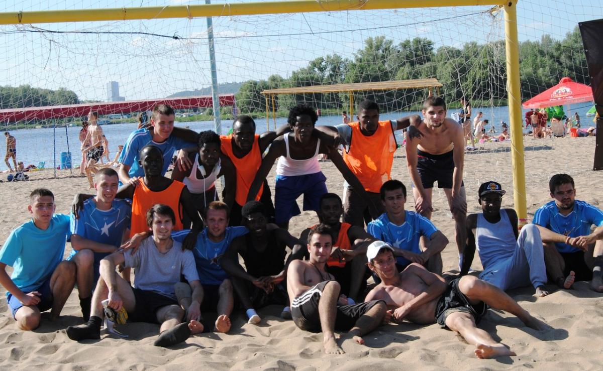 Турнир по пляжному футболу "Beach soccer 2015" Фото 1