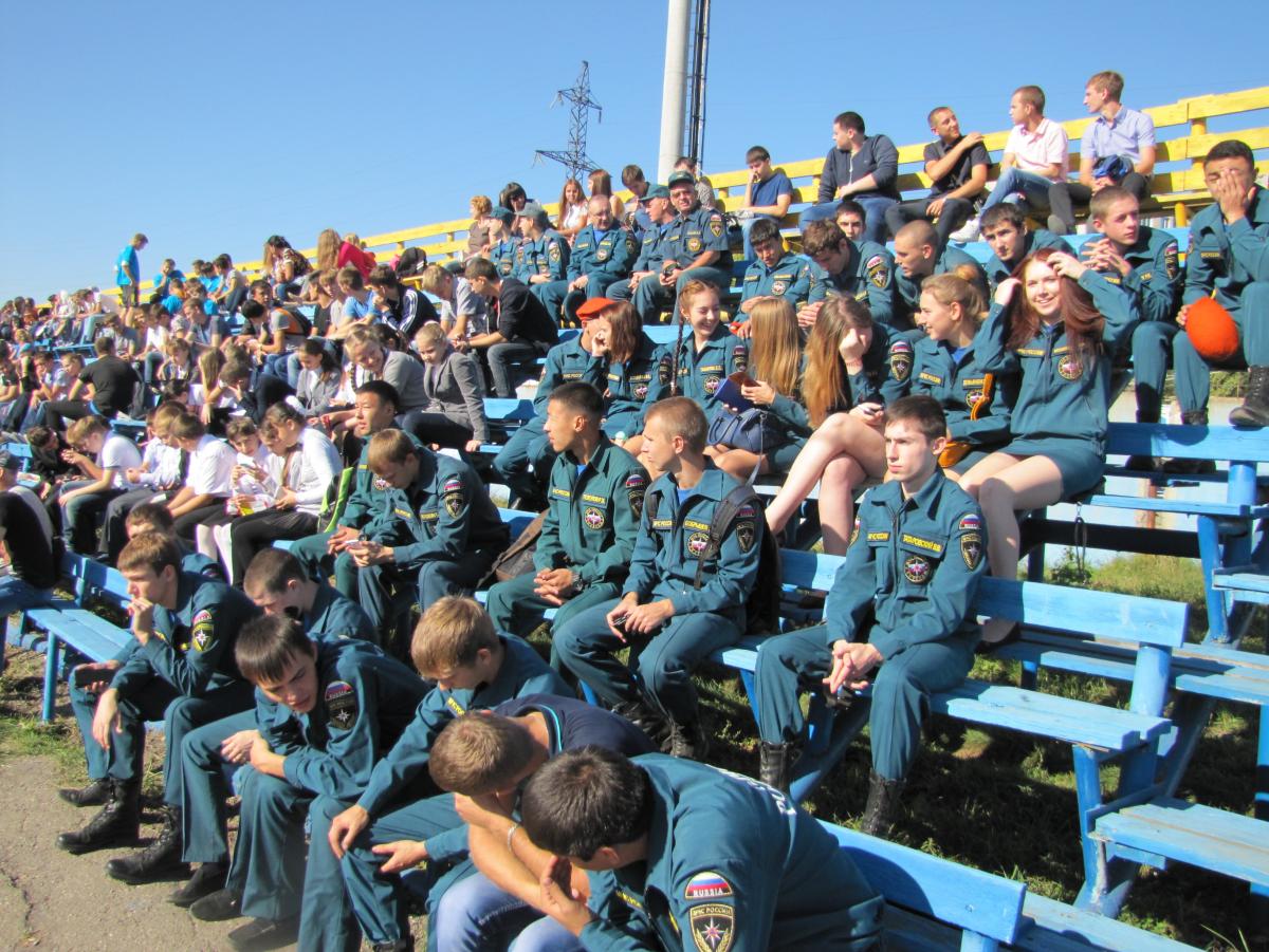 На стадионе «Торпедо» прошли областные соревнования добровольных дружин юных пожарных Фото 6
