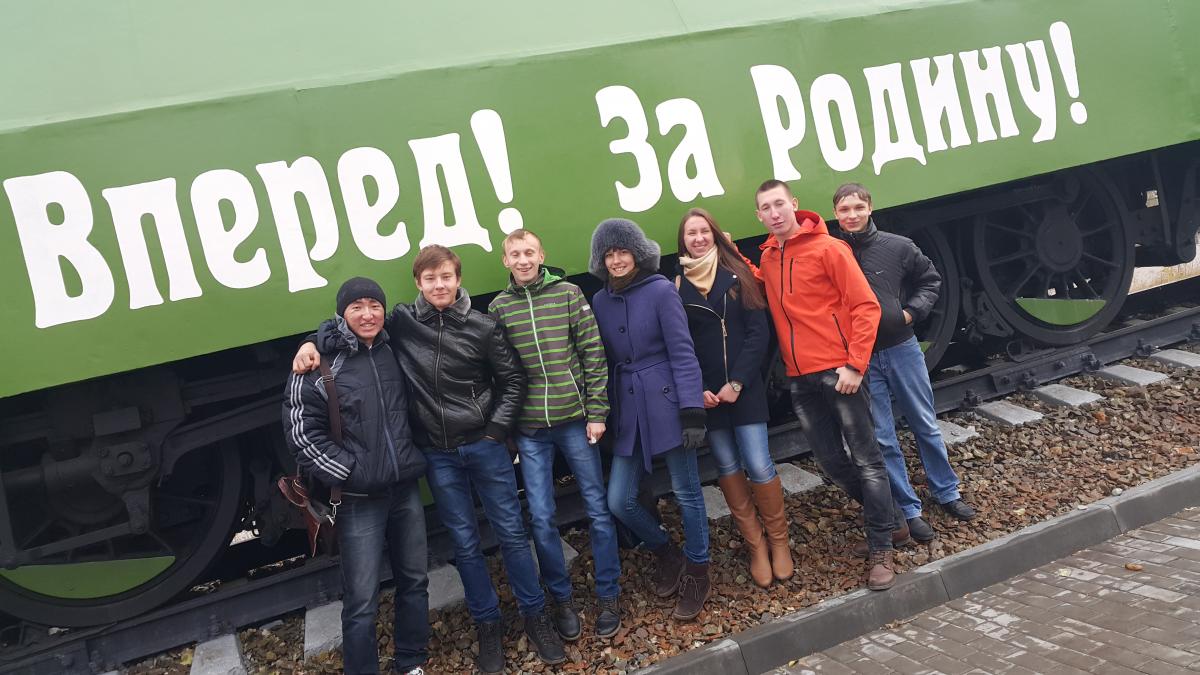 Студенты-первокурсники победили вместе с кураторами в фотокроссе, посвященном Дню народного единства Фото 4 Студенты-первокурсники победили вместе с кураторами в фотокроссе, посвященном Дню народного единства Фото 4