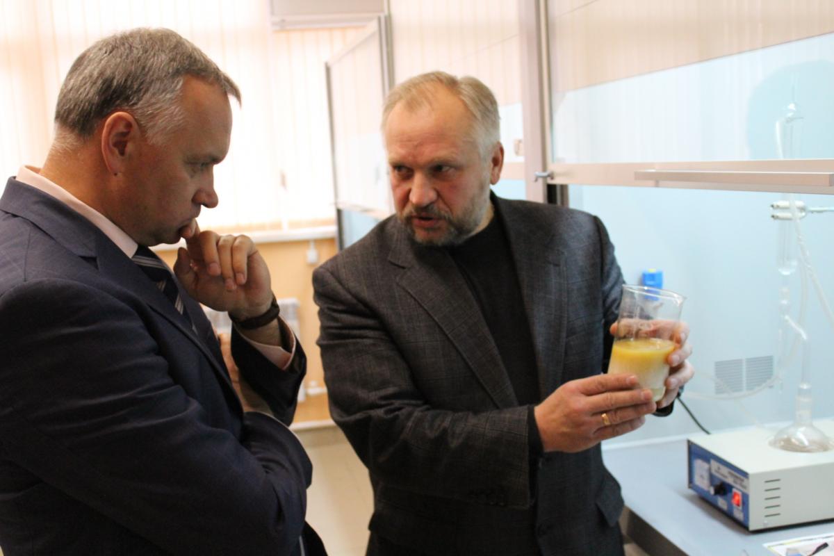 Министр экономического развития и инвестиционной политики Саратовской области посетил Инжиниринговый центр СГАУ. Фото 1 Министр экономического развития и инвестиционной политики Саратовской области посетил Инжиниринговый центр СГАУ. Фото 1