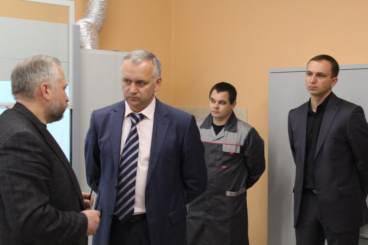 Министр экономического развития и инвестиционной политики Саратовской области посетил Инжиниринговый центр СГАУ. Фото 2