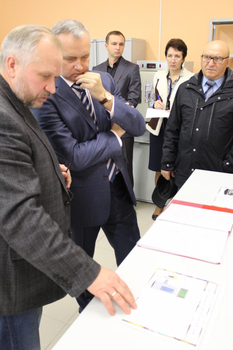 Министр экономического развития и инвестиционной политики Саратовской области посетил Инжиниринговый центр СГАУ. Фото 4 Министр экономического развития и инвестиционной политики Саратовской области посетил Инжиниринговый центр СГАУ. Фото 4
