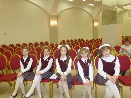 Участие школьников и студентов во Всероссийских юношеских Вавиловских чтениях 2015 в г. Москве Фото 1
