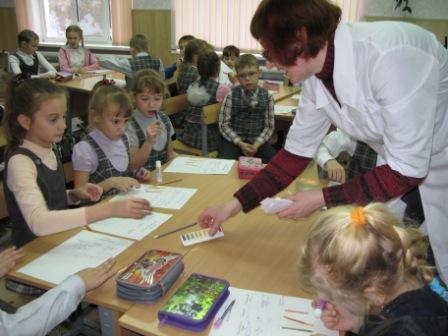 Работа научного кружка «Естествоиспытатели» с учащимися 2 – 3 классов МБОУ «СОШ с. Красный Яр» Энгельсского района Саратовской области Фото 16 Работа научного кружка «Естествоиспытатели» с учащимися 2 – 3 классов МБОУ «СОШ с. Красный Яр» Энгельсского района Саратовской области Фото 16
