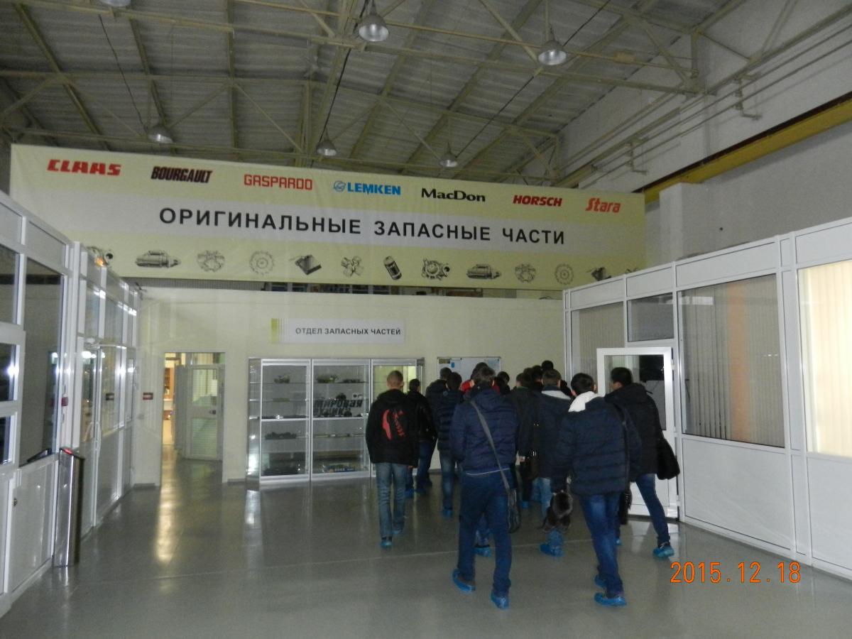 Увлекательное мероприятие – экскурсия для студентов 1 курса направления подготовки «Агроинженерия» и курируемой группы Б-АИ-ТО-301 факультета «Инженерии и природообустройства» в компании ООО «МИРОВАЯ ТЕХНИКА» официального дилера CLAAS Фото 19 Увлекательное мероприятие – экскурсия для студентов 1 курса направления подготовки «Агроинженерия» и курируемой группы Б-АИ-ТО-301 факультета «Инженерии и природообустройства» в компании ООО «МИРОВАЯ ТЕХНИКА» официального дилера CLAAS Фото 19