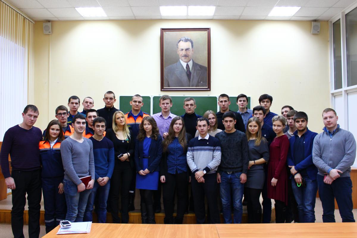 Студенты СГАУ встретились с  Яной Лантратовой Фото 1
