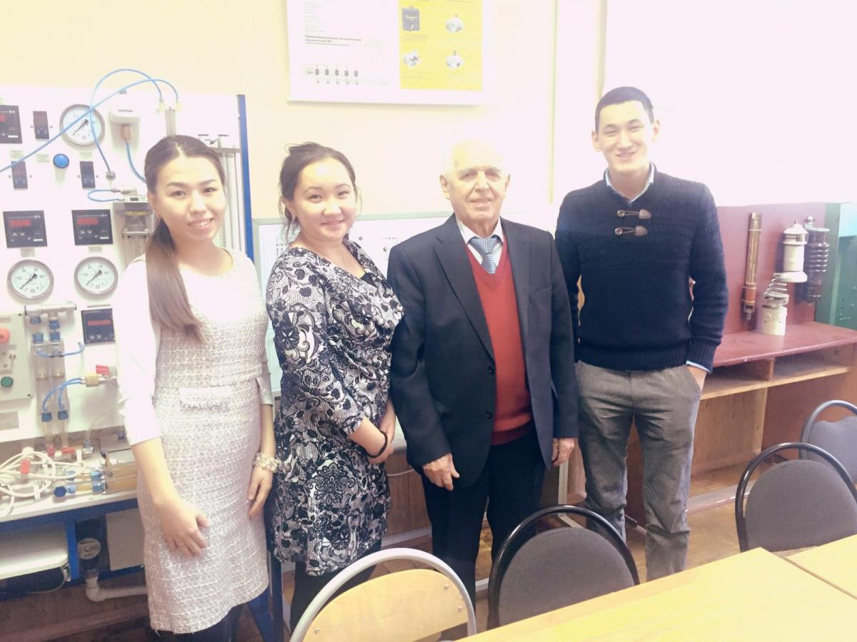 Научная зарубежная стажировка магистров "Западно-Казахстанского аграрно-технического университета имени ЖАНГИР ХАНА" на кафедре "Инженерная физика, электрооборудование и электротехнологии" Фото 1 Научная зарубежная стажировка магистров "Западно-Казахстанского аграрно-технического университета имени ЖАНГИР ХАНА" на кафедре "Инженерная физика, электрооборудование и электротехнологии" Фото 1