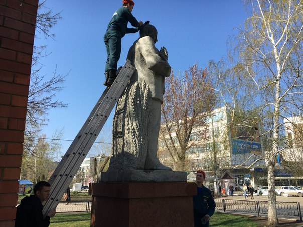 Студенты факультета инженерии и природообустройства провели плановый субботник. Фото 2