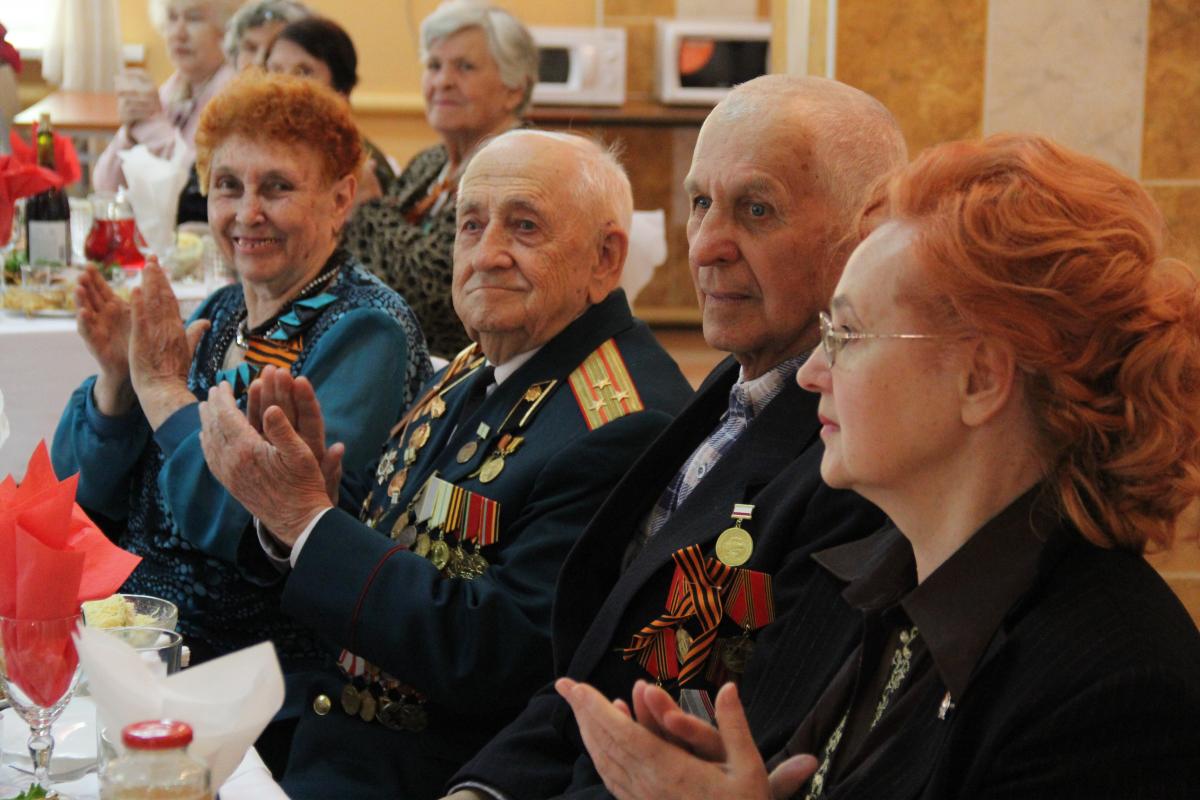 В СГАУ прошла торжественная встреча с ветеранами. Фото 8