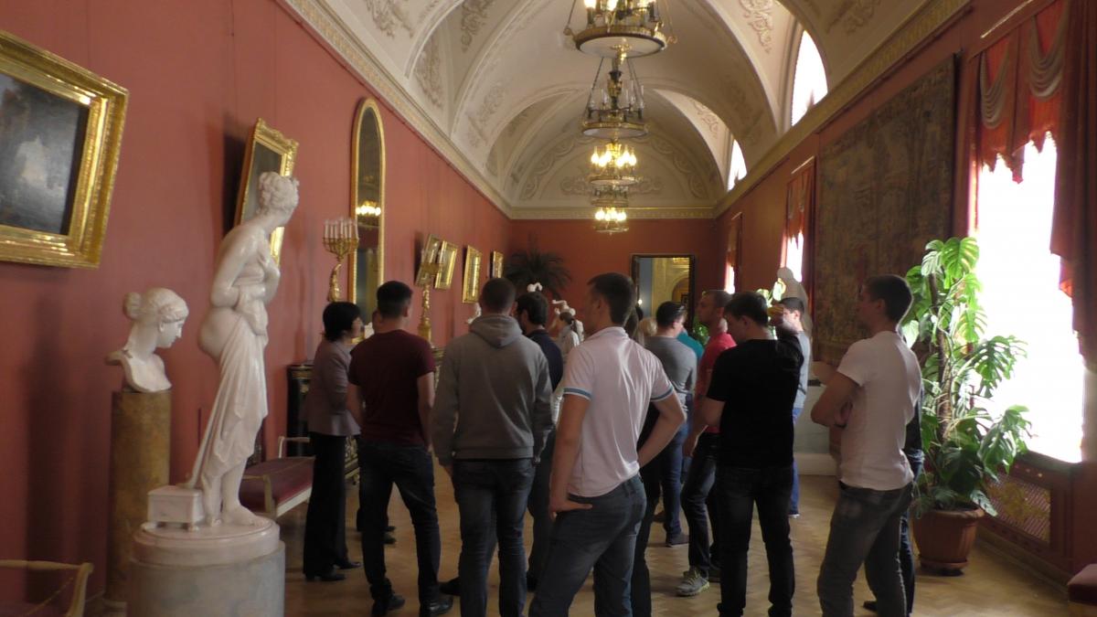 Праздник Победы студенты лучшей группы университета встретили в городе-герое Санкт-Петербург Фото 16 Праздник Победы студенты лучшей группы университета встретили в городе-герое Санкт-Петербург Фото 16
