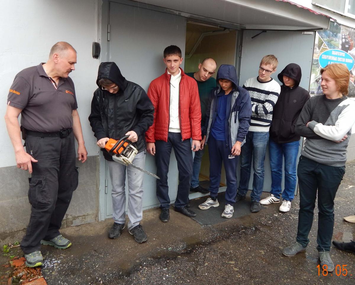 Обучающий семинар компании STIHL для студентов факультета «Инженерия и природообустройство» Фото 7 Обучающий семинар компании STIHL для студентов факультета «Инженерия и природообустройство» Фото 7