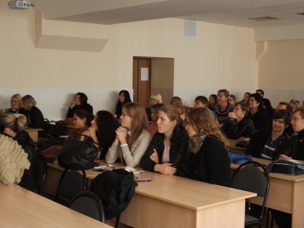 Заседание научного студенческого кружка "Современные финансы" Фото 3