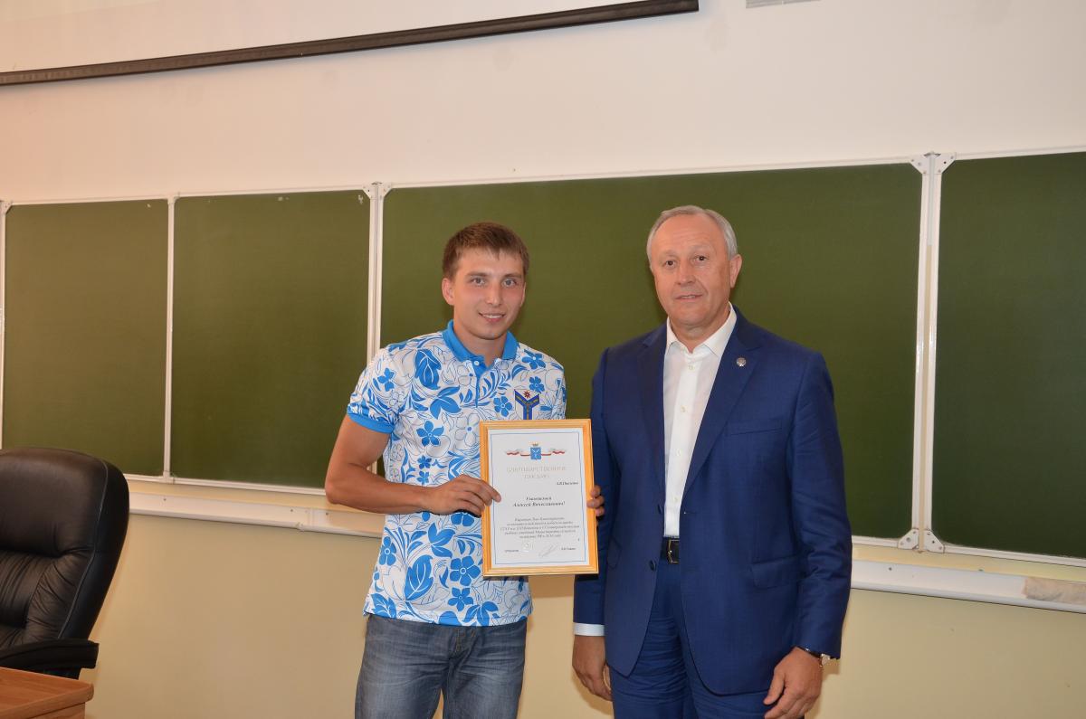 Валерий Васильевич Радаев посетил СГАУ им. Н.И. Вавилова Фото 8
