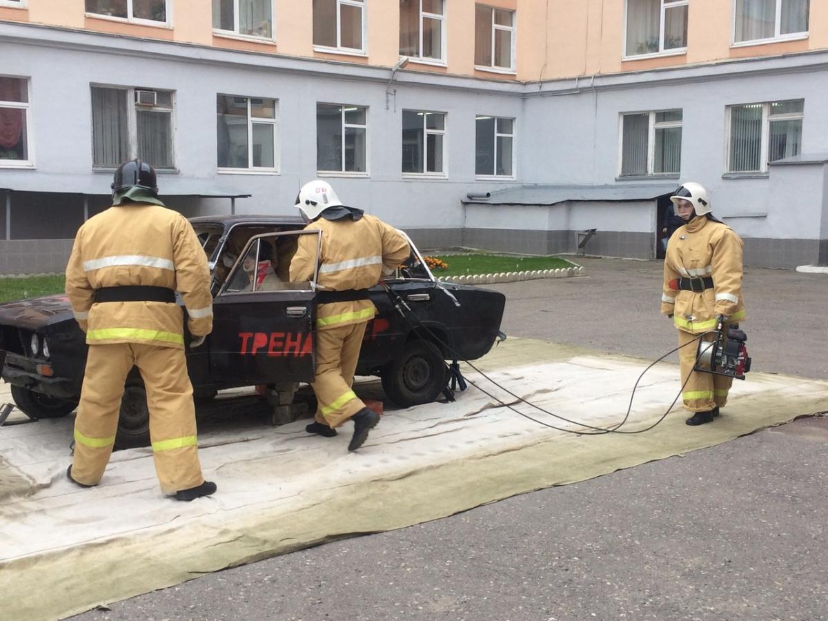 Лучшая команда ФГБОУ ВО Саратовский ГАУ им. Н.И.Вавилова по проведению аварийно-спасательных работ при ликвидации чрезвычайных ситуаций на автомобильном транспорте в 2016 году Фото 6