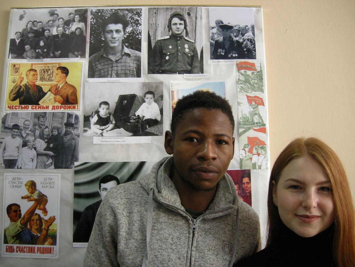 "Я люблю это таинство рода, дух семьи, продолжающий жить, заставляющий сердце народа с красотою былого дружить"(С.Копытин) Фото 2 "Я люблю это таинство рода, дух семьи, продолжающий жить, заставляющий сердце народа с красотою былого дружить"(С.Копытин) Фото 2