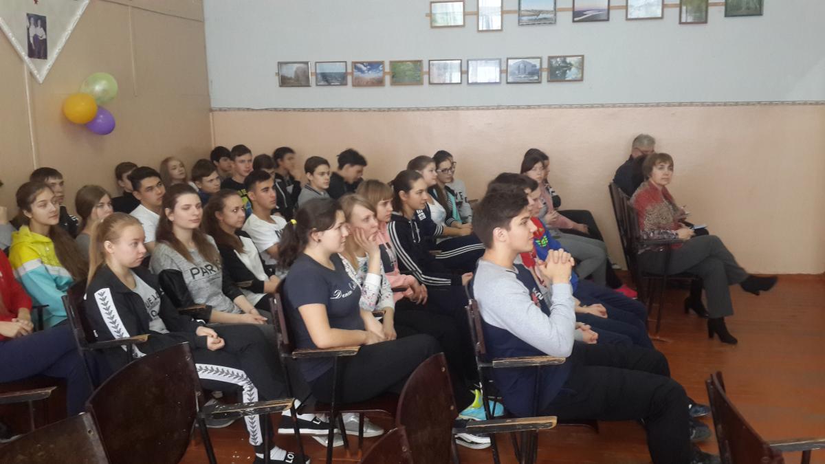 Профориентационная работа кафедры «Процессы и сельскохозяйственные машины в АПК» в МБОУ-СОШ №2, МБОУ-СОШ №3 г. Аркадака и МБОУ-СОШ с. Росташи Аркадакского района Саратовской области Фото 6 Профориентационная работа кафедры «Процессы и сельскохозяйственные машины в АПК» в МБОУ-СОШ №2, МБОУ-СОШ №3 г. Аркадака и МБОУ-СОШ с. Росташи Аркадакского района Саратовской области Фото 6