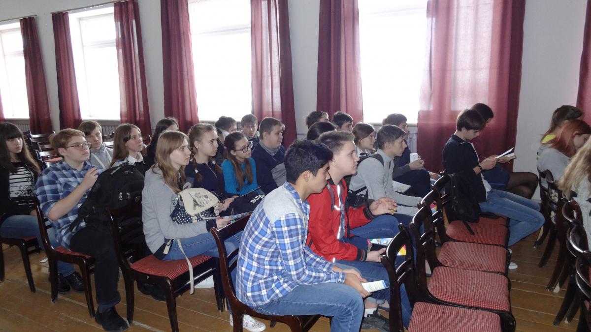 Профориентационная работа кафедры «Морфология, патология животных и биология» в Лысогорском районе Фото 1 Профориентационная работа кафедры «Морфология, патология животных и биология» в Лысогорском районе Фото 1