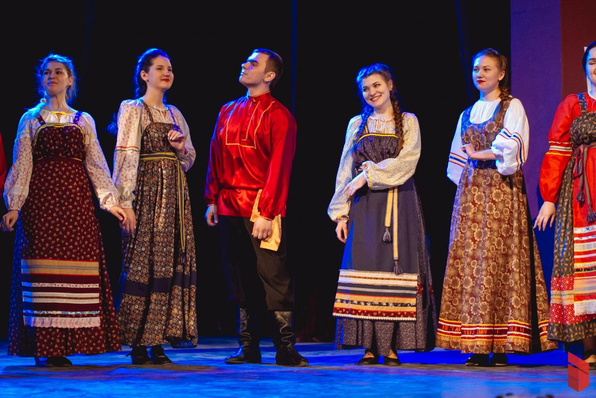 01. Ансамбль народной песни «Колосок», руководитель Анна Алексеевна Кудрявцева. Фото 7 01. Ансамбль народной песни «Колосок», руководитель Анна Алексеевна Кудрявцева. Фото 7