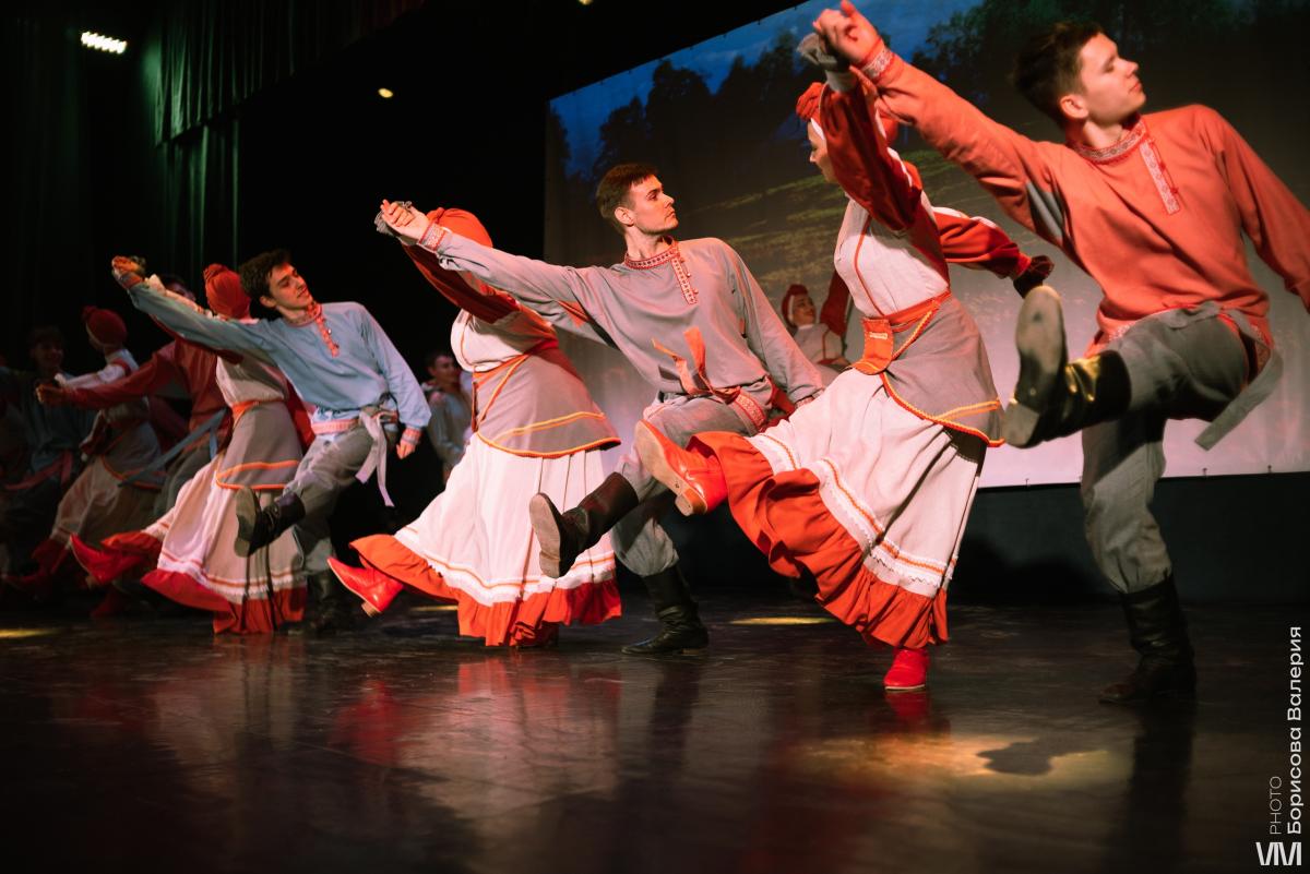 02. Ансамбль народного танца «Реванш», руководитель Анастасия Юрьевна Теклина. Фото 25 02. Ансамбль народного танца «Реванш», руководитель Анастасия Юрьевна Теклина. Фото 25