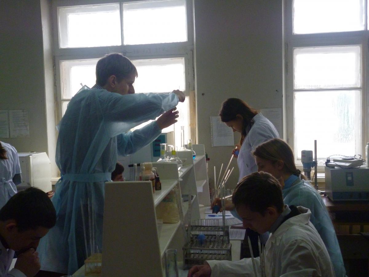 Преподаватели кафедры «Микробиология, биотехнология и химия»вошли в состав жюри Регионального этапа XXXIII Всероссийской олимпиады школьников по биологии Фото 7 Преподаватели кафедры «Микробиология, биотехнология и химия»вошли в состав жюри Регионального этапа XXXIII Всероссийской олимпиады школьников по биологии Фото 7