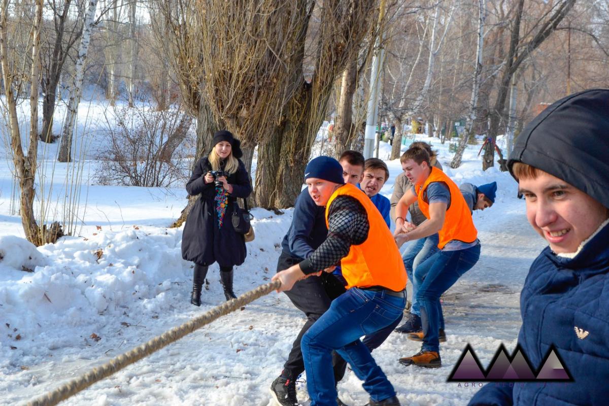 Студенты СГАУ попрощались с зимой Фото 16