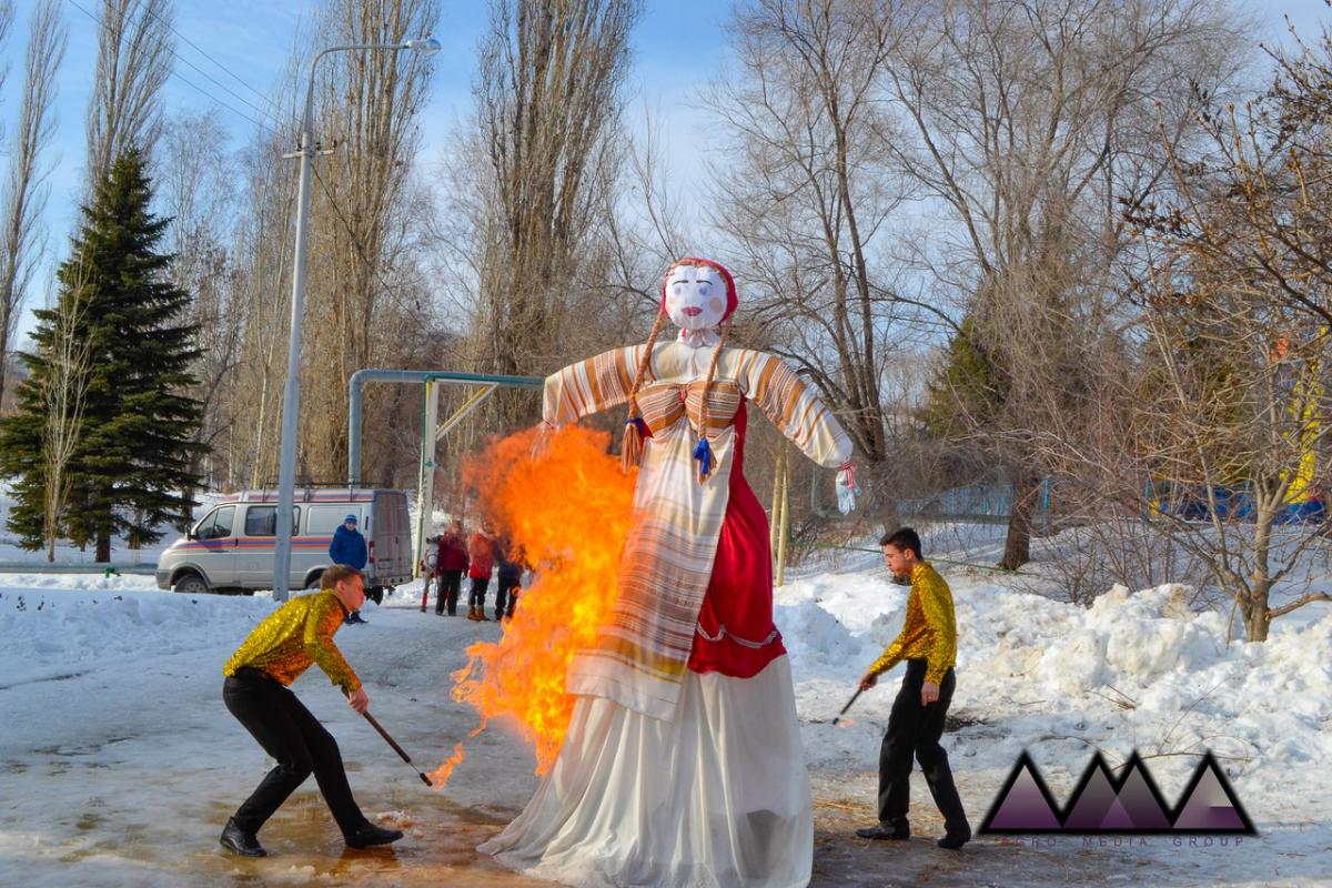 Студенты СГАУ попрощались с зимой Фото 18