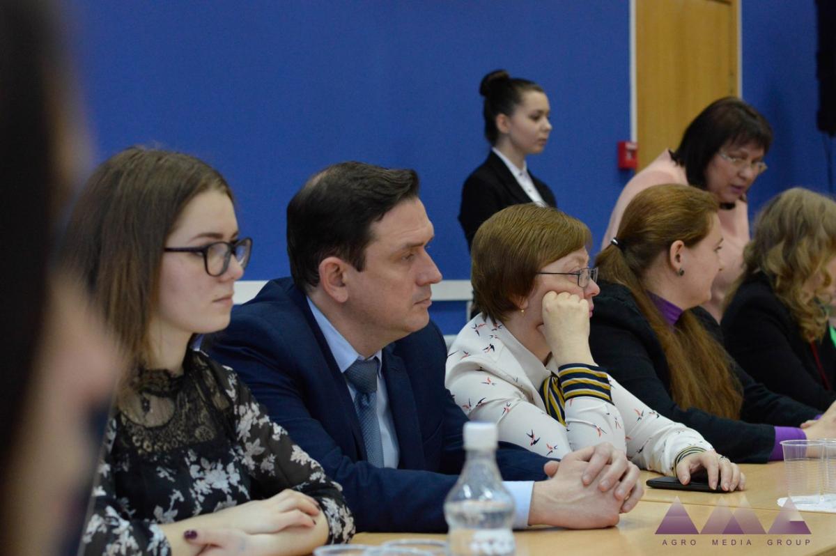 Встреча врио губернатора Валерия Радаева с учеными и студентами СГАУ Фото 4
