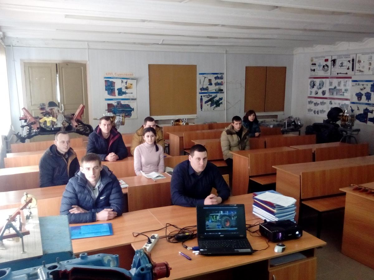 Подготовка преподавателями кафедры «Процессы и сельскохозяйственные машины в АПК» слушателей по программе повышения квалификации «Инновационные технологии в агроинженерии» Фото 14 Подготовка преподавателями кафедры «Процессы и сельскохозяйственные машины в АПК» слушателей по программе повышения квалификации «Инновационные технологии в агроинженерии» Фото 14