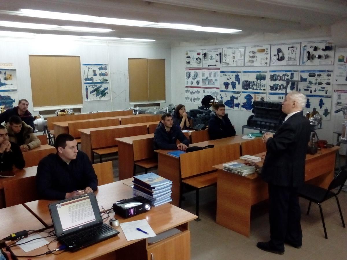 Подготовка преподавателями кафедры «Процессы и сельскохозяйственные машины в АПК» слушателей по программе повышения квалификации «Инновационные технологии в агроинженерии» Фото 7 Подготовка преподавателями кафедры «Процессы и сельскохозяйственные машины в АПК» слушателей по программе повышения квалификации «Инновационные технологии в агроинженерии» Фото 7