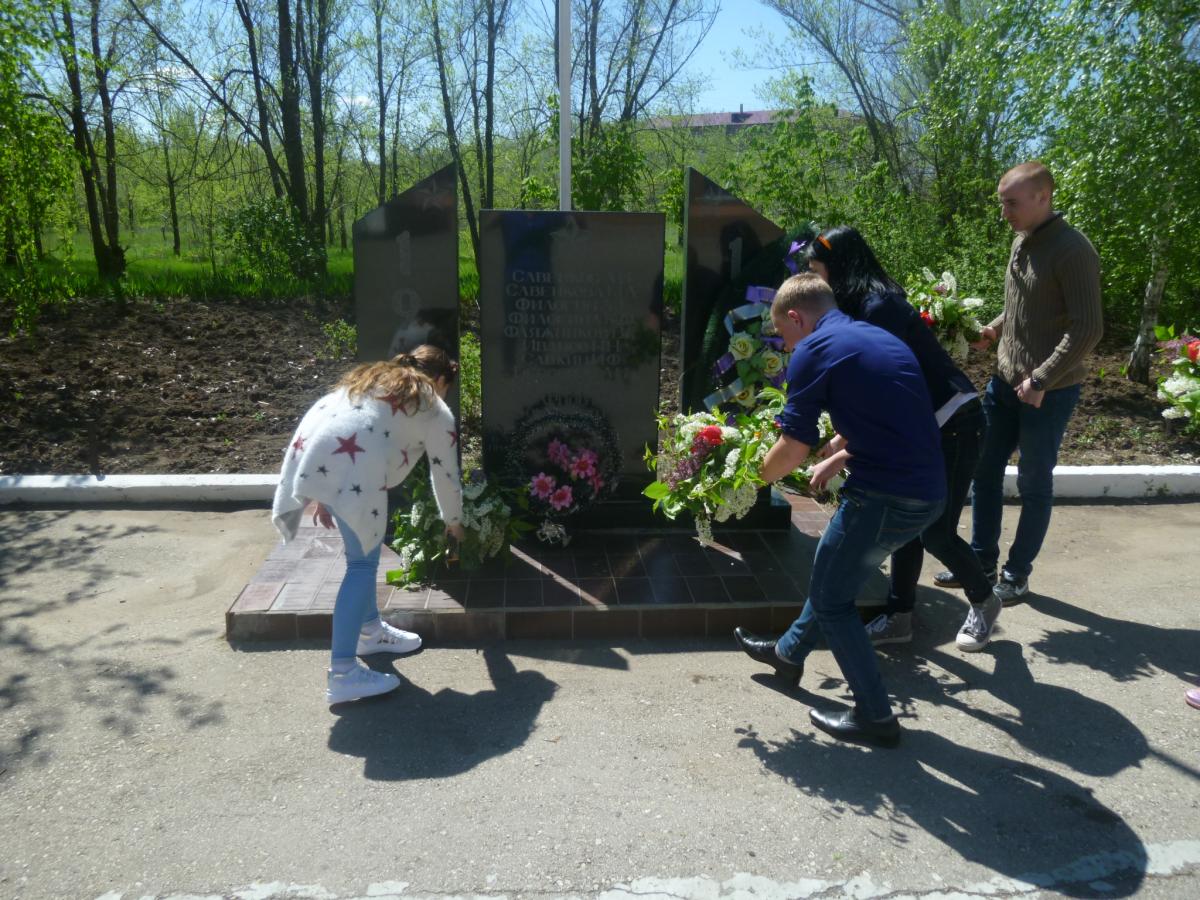 В Краснокутском зооветеринарном техникуме прошли праздничные мероприятия, посвященные Дню Победы Фото 5