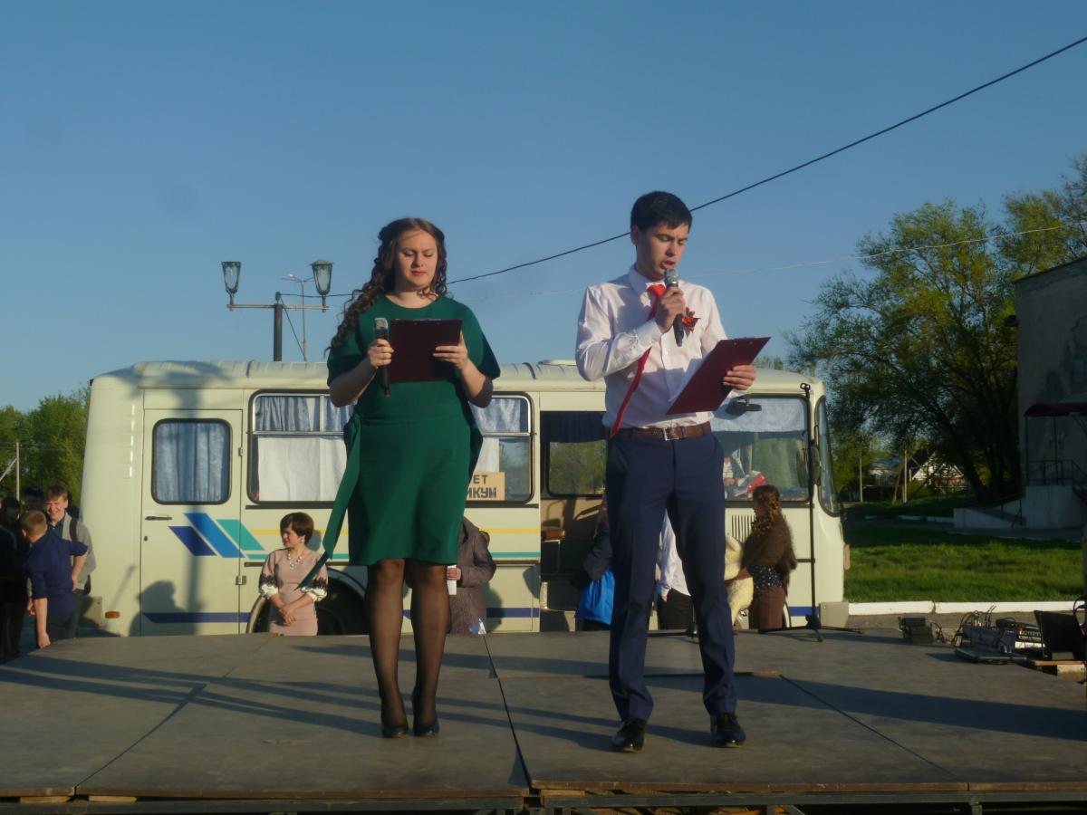 В Краснокутском зооветеринарном техникуме прошли праздничные мероприятия, посвященные Дню Победы Фото 7