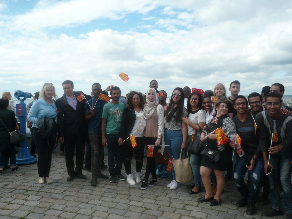 Иностранные слушатели и студенты на празднике «День победы» Фото 7