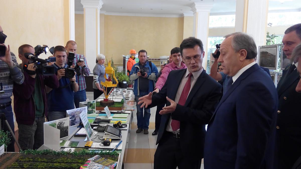 Саратовский ГАУ представил губернатору области образовательную и научно-исследовательскую деятельность в области лесного дела Фото 5