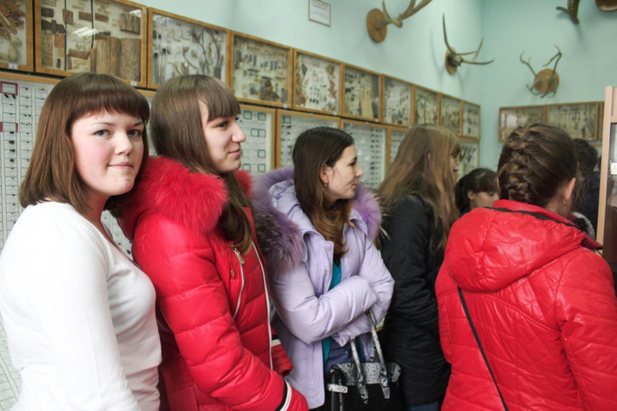 Учащиеся Саратовского финансово-технологического техникума на дне открытых дверей в СГАУ Фото 7