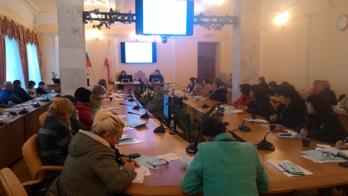 Конференция со специалистами экономических служб РУСХ и предприятий АПК «Трудовые и земельные отношения, финансирование и налогообложение предприятий АПК: актуальные вопросы» Фото 2 Конференция со специалистами экономических служб РУСХ и предприятий АПК «Трудовые и земельные отношения, финансирование и налогообложение предприятий АПК: актуальные вопросы» Фото 2