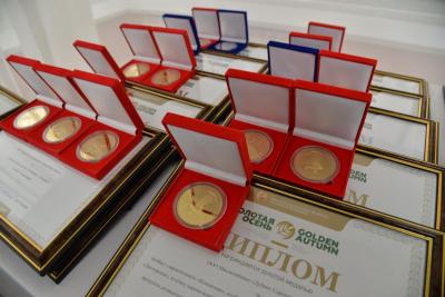 Валерий Радаев  наградил наш вуз по итогам агровыставки «Золотая осень 2017»