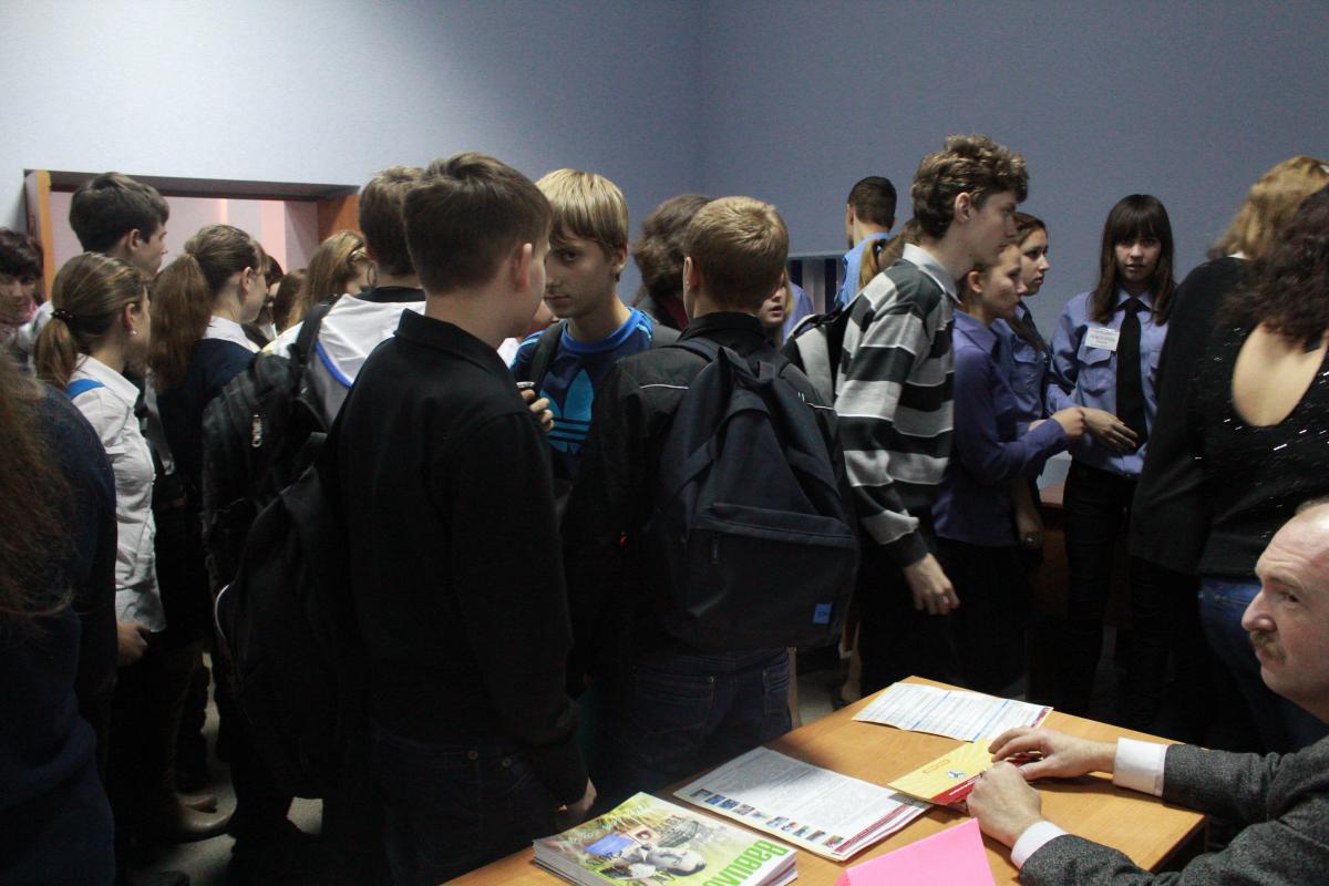 Ярмарка вакансий для учащихся в г.Ртищево Фото 4