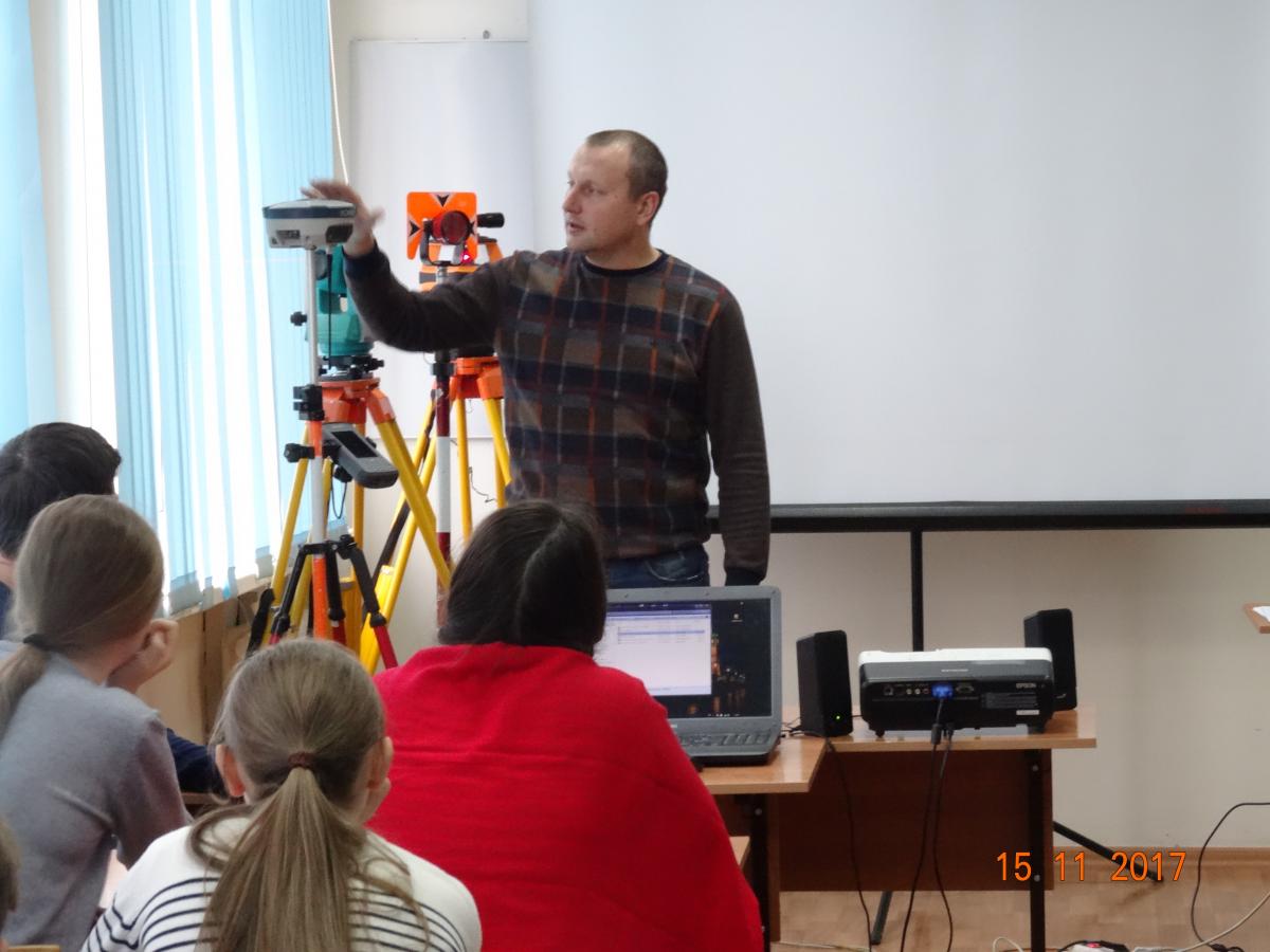 Профориентационное мероприятие в Пугачевском гидромелиоративном техникуме им. В.И. Чапаева Фото 6